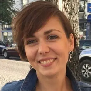 Яна из Жашкова, ищу на сайте постоянные отношения