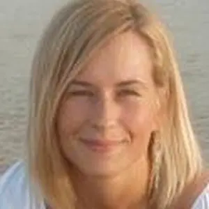 Диана из Жашкова, мне 25, познакомлюсь для общения