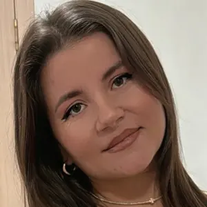 Евгения из Екатеринбурга, мне 33, познакомлюсь для постоянных отношений