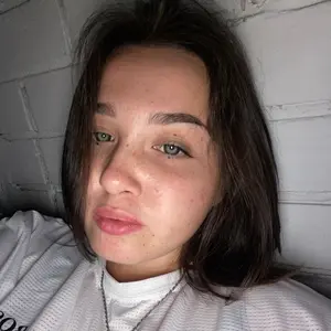 Я Даша, 20, из Семей, ищу знакомство для секса на одну ночь