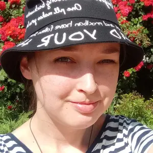 Я Дарина, 25, знакомлюсь для регулярного секса в Донецке