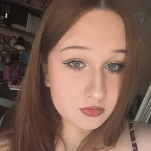 Я Дашенька, 19, знакомлюсь для на одну ночь в Ялте