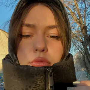 Я Анастасия, 27, знакомлюсь для на одну ночь в Санкт-Петербурге
