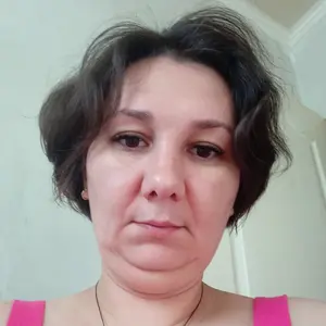 Я Наталия, 40, из Горловки, ищу знакомство для приятного времяпровождения